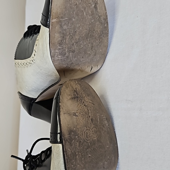 Saddle shoes heels Oxfords - Picture 6 of 6